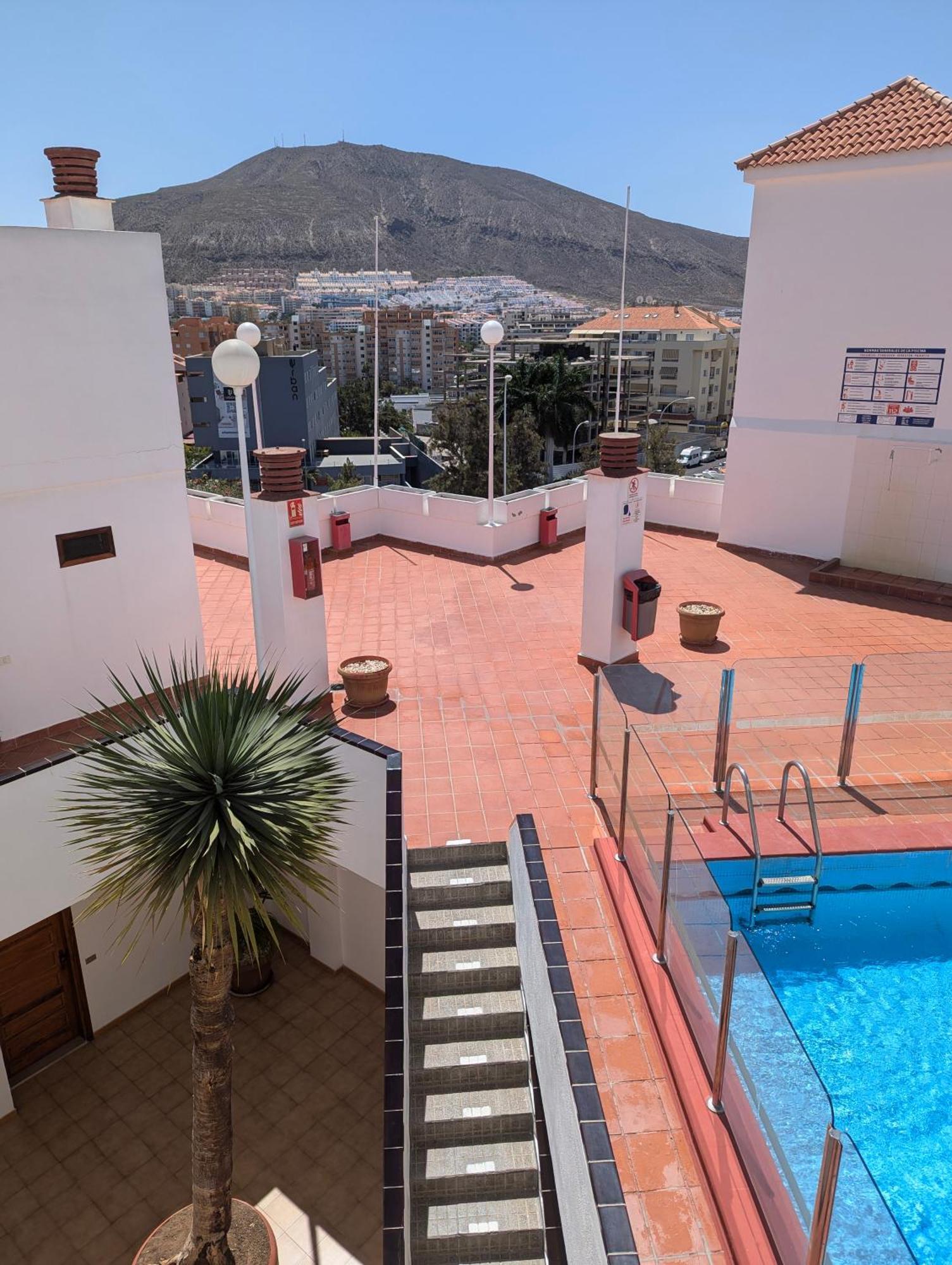 Cozy Apartment In Los Cristianos Guincho  Buitenkant foto